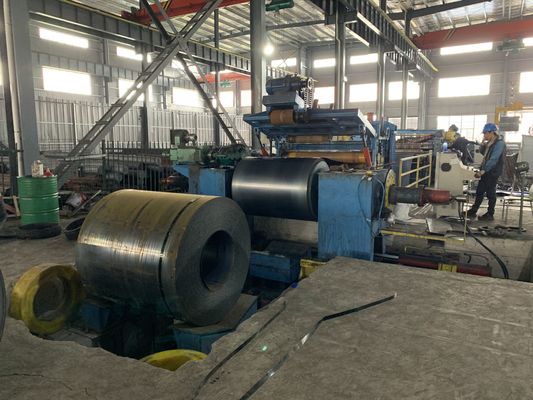 máquina que raja de la tira de acero de 1500m m, precisión de alta velocidad que raja la línea