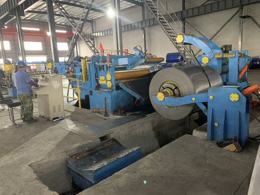 máquina que raja de la tira de acero de 1500m m, precisión de alta velocidad que raja la línea
